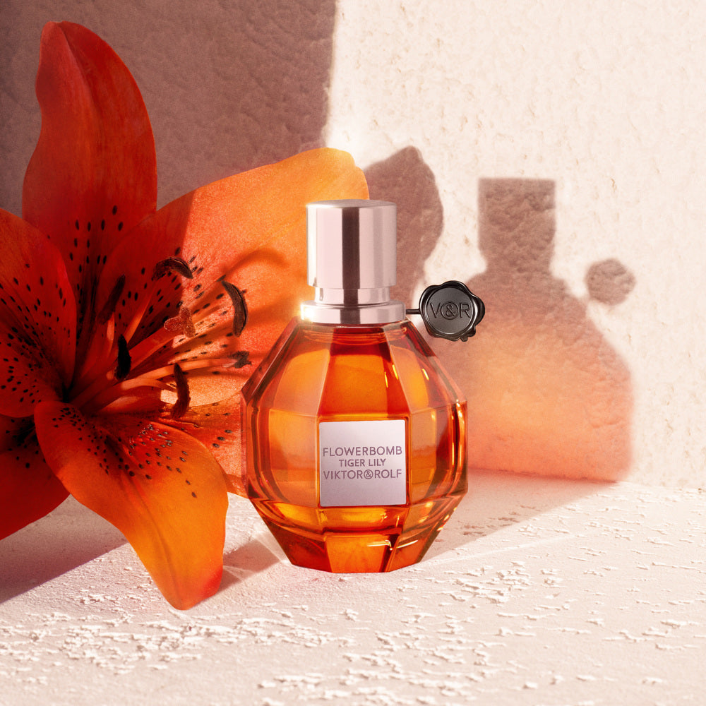 VIKTOR AND ROLF  - FLOWERBOMB Tiger Lily 100ml EDP